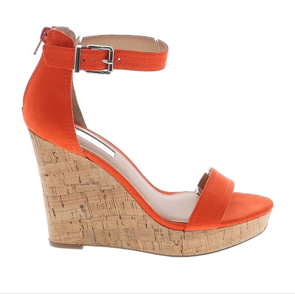 INC Wedge